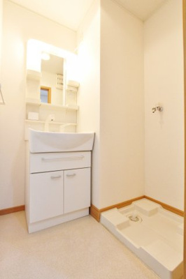 【洗面所】 | コンビビアリテ | 参考写真（同物件別部屋）