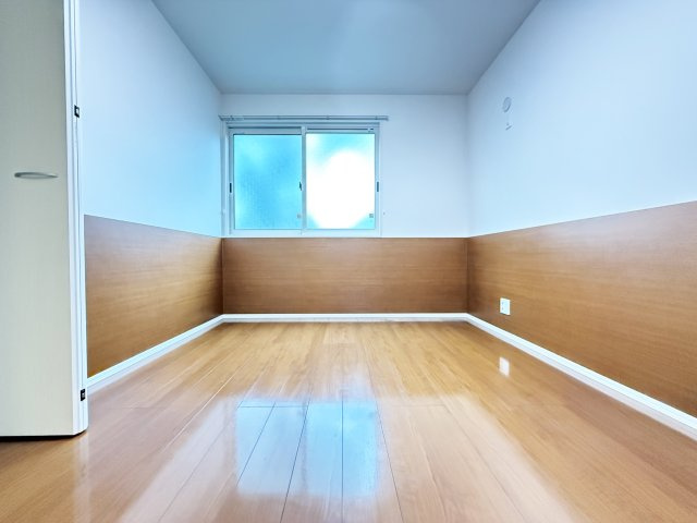 ピースフル Ⅱの洋室