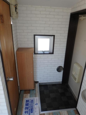 【玄関】 | ウィンザー