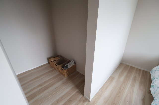 《仲介手数料無料》久喜市本町６丁目4-9新築一戸建てLIGAREの収納|撮影日 2025年10月4日 12:50 曇り