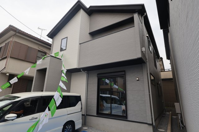 《仲介手数料無料》久喜市本町６丁目4-9新築一戸建てLIGAREの外観|撮影日 2025年10月4日 12:50 曇り