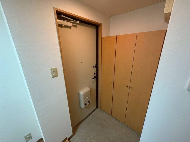 プランドール大原の玄関