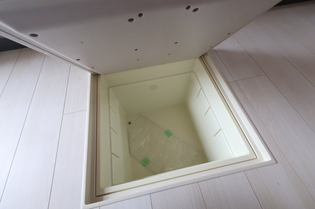 【収納】 | 《仲介手数料無料》久喜市吉羽３丁目24-13(全1戸)新築一戸建てブルーミングガーデン | 撮影日 2025年11月6日 12:15 曇り