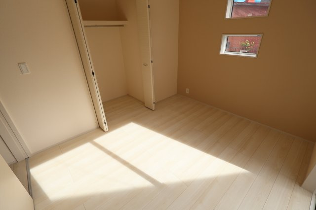 【洋室】 | 《仲介手数料無料》久喜市吉羽３丁目24-13(全1戸)新築一戸建てブルーミングガーデン | 撮影日 2025年11月6日 12:15 曇り