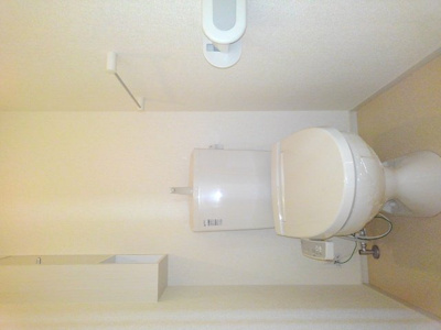 【トイレ】 | アンソレイエ | コンパクトで使いやすいトイレです