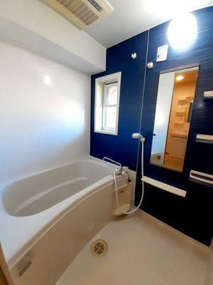 【浴室】 | ベルローズ・Ⅰ | お風呂です