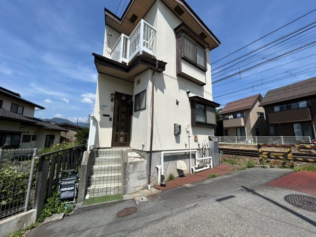 中古戸建　長野市三輪四丁目の前面道路含む現地写真