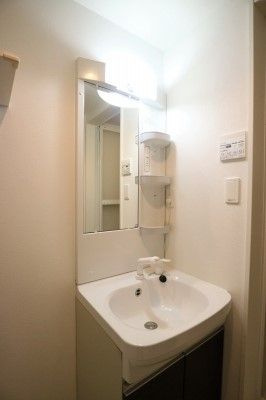 【洗面所】 | キーファ吉塚 | 別号室の写真になります。現況優先。