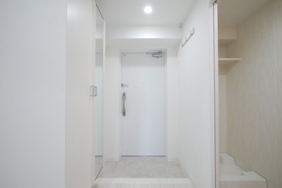 【玄関】 | フェロー博多駅南 | 別号室の写真になります。現況優先。