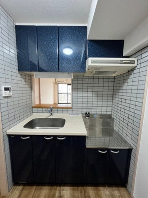 【キッチン】 | アイヴェール平尾 | 別号室の写真になります。現況優先。