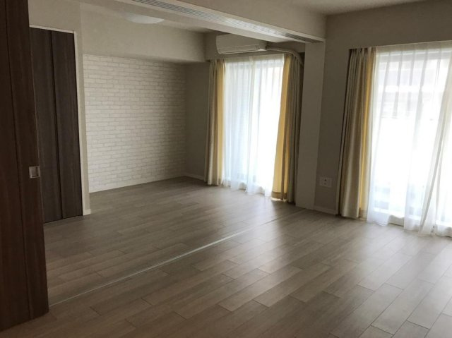 クリオ新横浜ザ・イースト【仲介手数料半額】ペット可♪