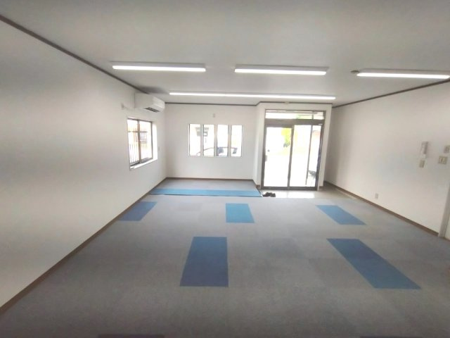 細川町柴田様貸事務所の内装