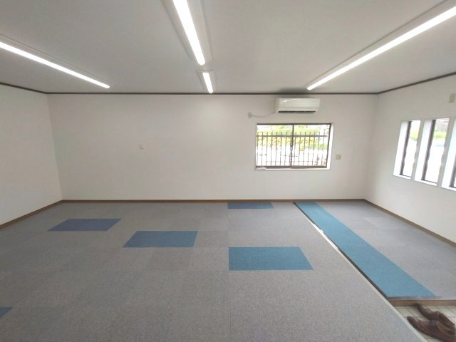 細川町柴田様貸事務所の内装