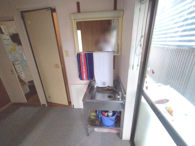 細川町柴田様貸事務所の内装