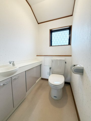 茨木市白川２丁目一戸建のトイレ|２階トイレです。