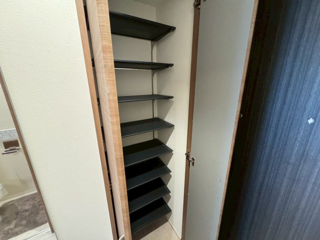 エメルミナ豊中岡町の収納