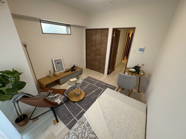 エメルミナ豊中岡町の洋室