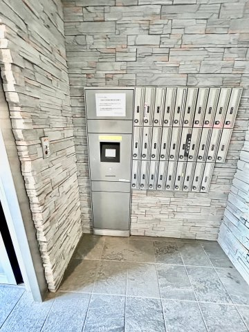 MCOURT江坂のその他共用部分|宅配BOX