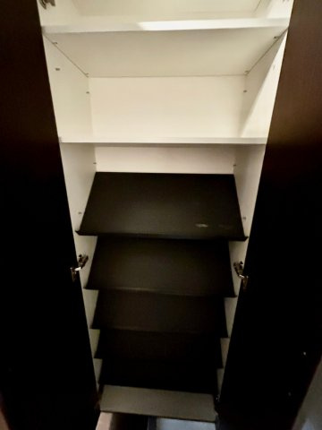 MCOURT江坂の収納|天井高シューズBOX