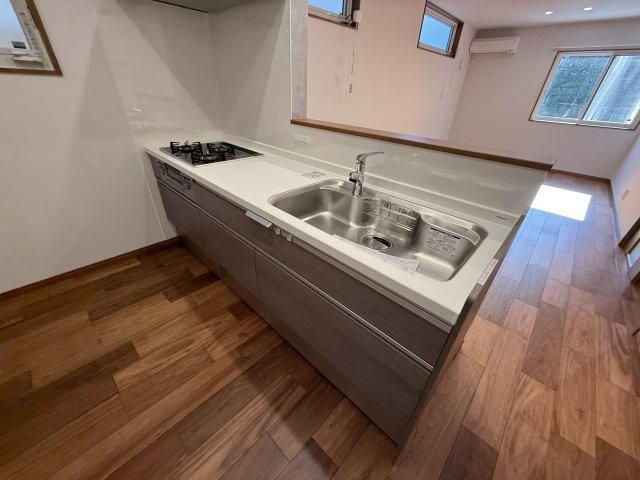 上野東ローズAのキッチン