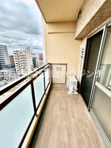 カンパニオ江坂のバルコニー