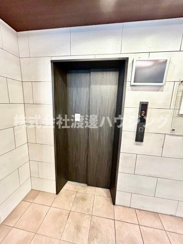 カンパニオ江坂の設備|エレベーターでらくちん