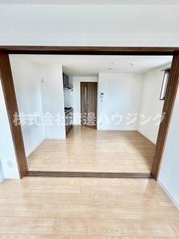 カンパニオ江坂の居間・リビング