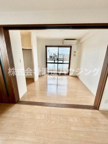 カンパニオ江坂の寝室