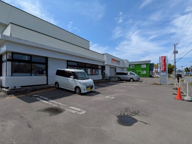 芦野5丁目15　貸店舗の駐車場