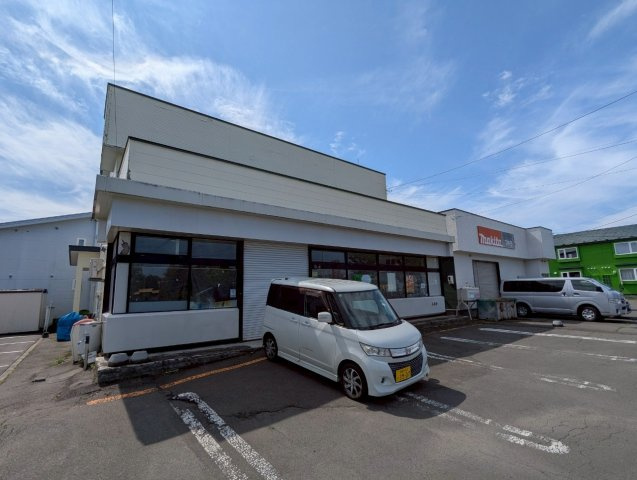 芦野5丁目15　貸店舗の駐車場