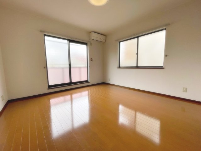 ユートピアの内装|中はこのようになっています