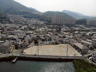 【空撮】ＪＲ宝塚駅徒歩9分、阪急宝塚駅徒歩10分の立地です。