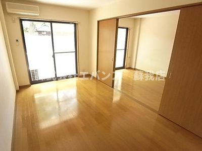 【洋室】 | エターナⅡ | 個人の部屋や寝室として使える洋室です