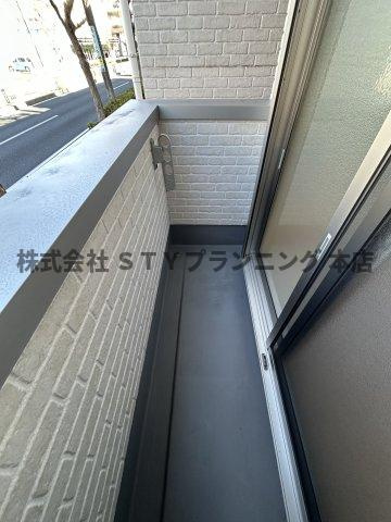 仲介手数料０円！i-smart 1のバルコニー