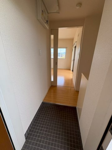 ホワイトホークの玄関