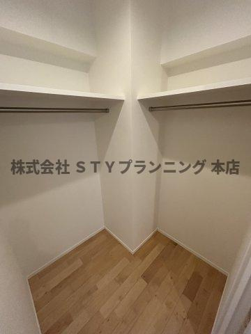 仲介手数料０円！ＣＯＺＹ阿由知通の収納