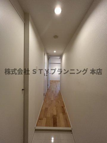 仲介手数料０円！ＣＯＺＹ阿由知通の内装