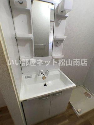 【洗面所】 | セジュール力石　A棟