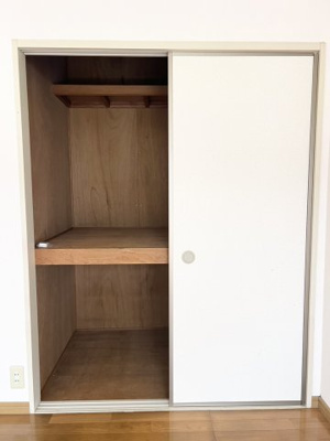 【洋室】 | ファミールウエノB