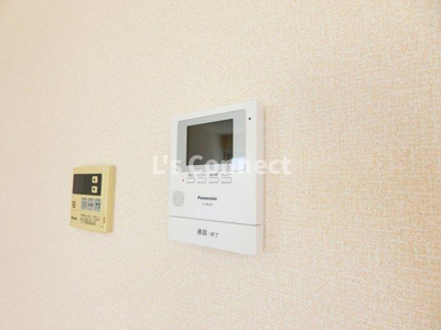 【セキュリティ】 | シャルマン古川Ａ | 突然の来客時もＴＶモニターホンでしっかり確認。