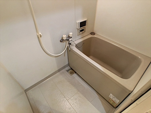 ラルジュエル博多の浴室