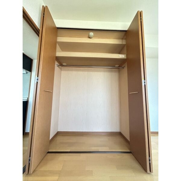 フローレス東比恵の収納