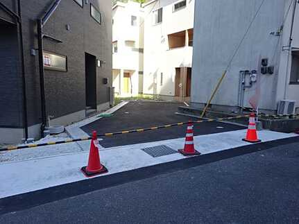 広島市南区南大河町の駐車場