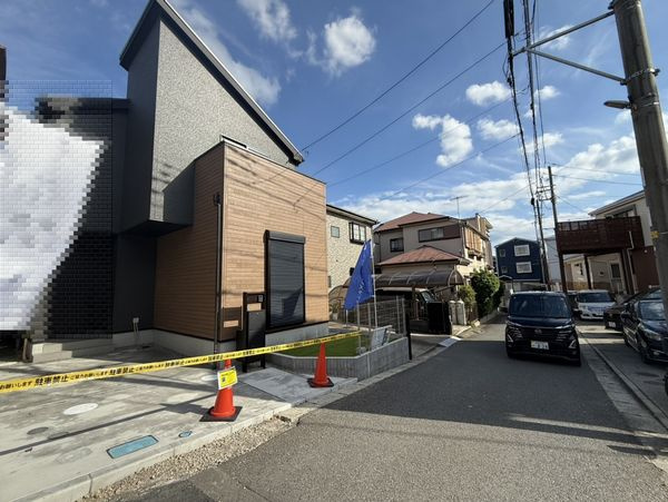 平塚市幸町新築戸建て　21-1期1号棟の前面道路含む現地写真|前面道路含む現地写真です