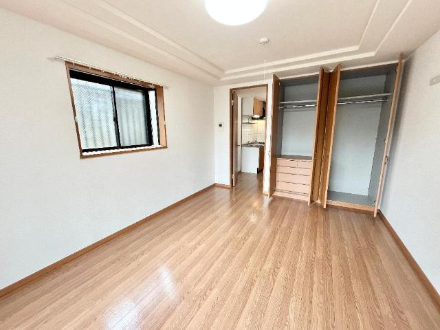 エバーハイム岩津の内装|室内