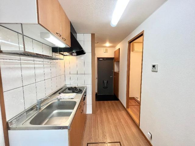 エバーハイム岩津の内装|廊下