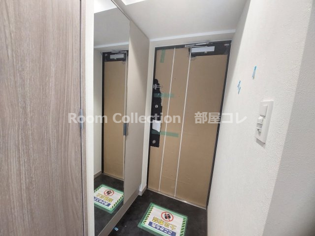 プレサンス上前津オレシアの玄関|同シリーズイメージ写真
反転や色違い現況と異なる場合現況優先