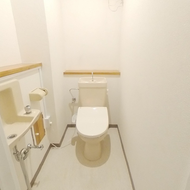 メゾン孝東（店舗・事務所）のトイレ