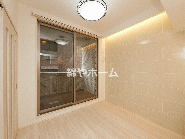 プレジオ難波ASIANの洋室|きれいな洋室です