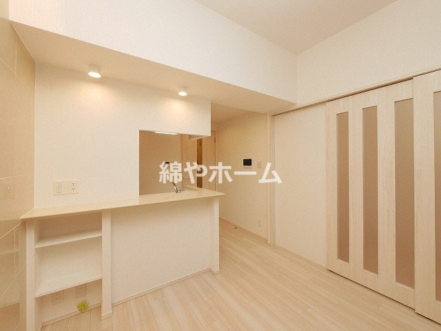 プレジオ難波ASIANの居間・リビング|居間です